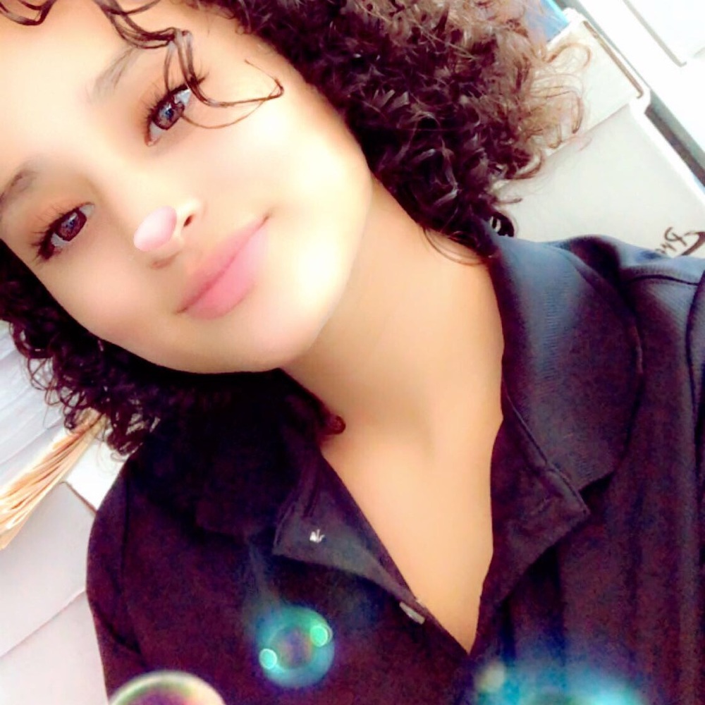 Meet your Posher, Natalie